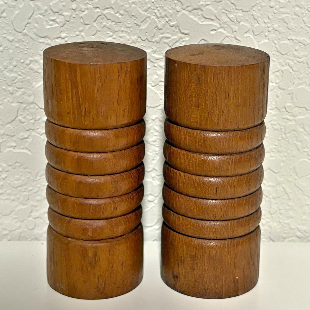 Vintage Wooden Salt & Pepper Shaker Set Cottagecore Farmhouse